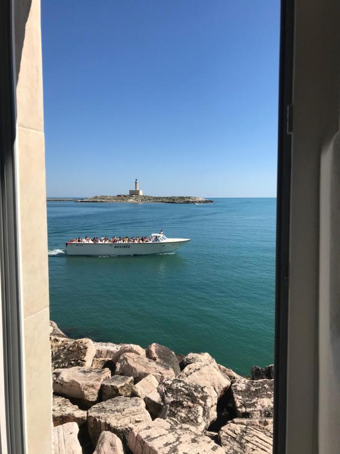 Romeus Al Fortino Dimora Sul Mare เวียสเต ภายนอก รูปภาพ